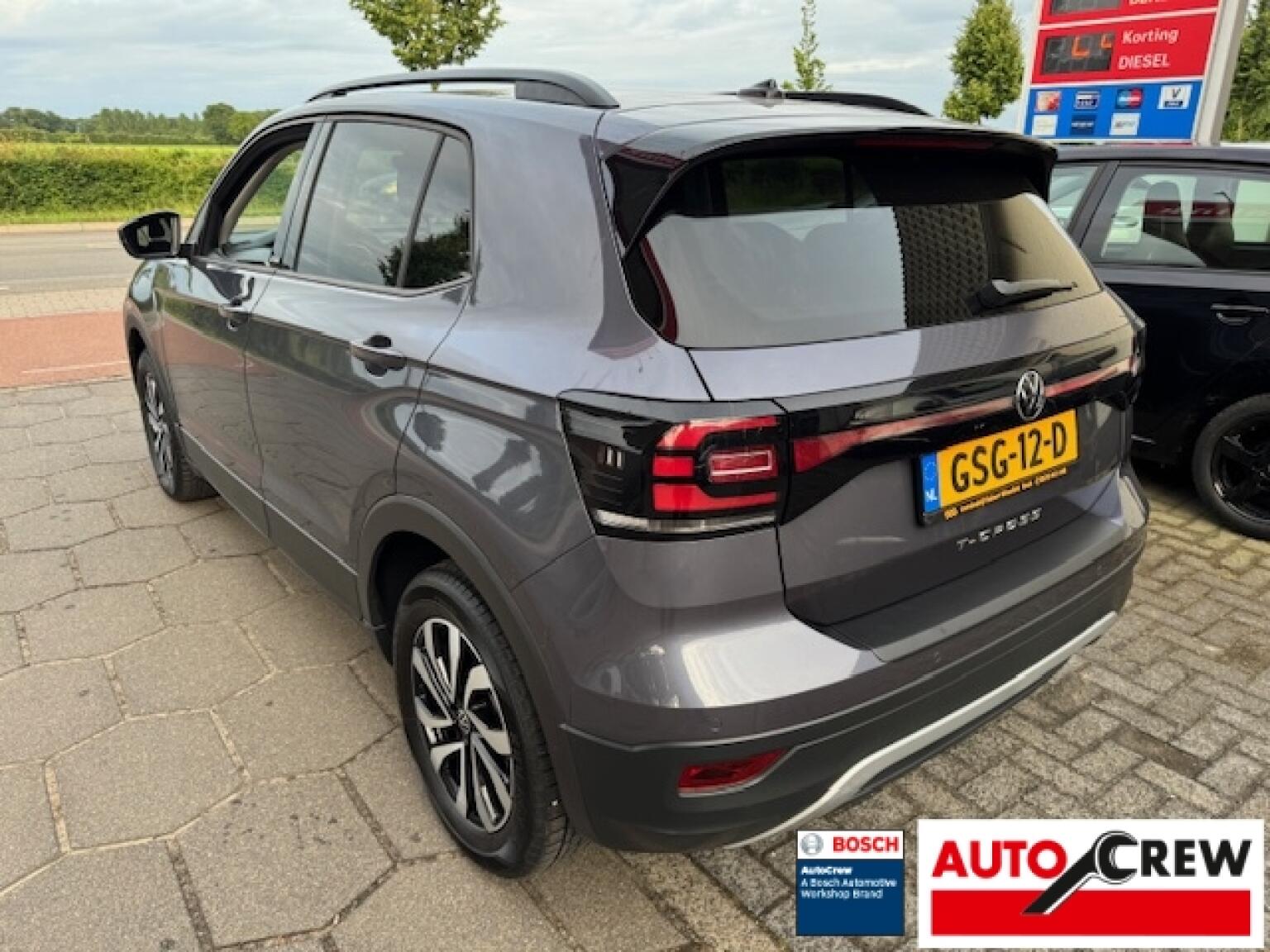 Volkswagen-T-Cross-3